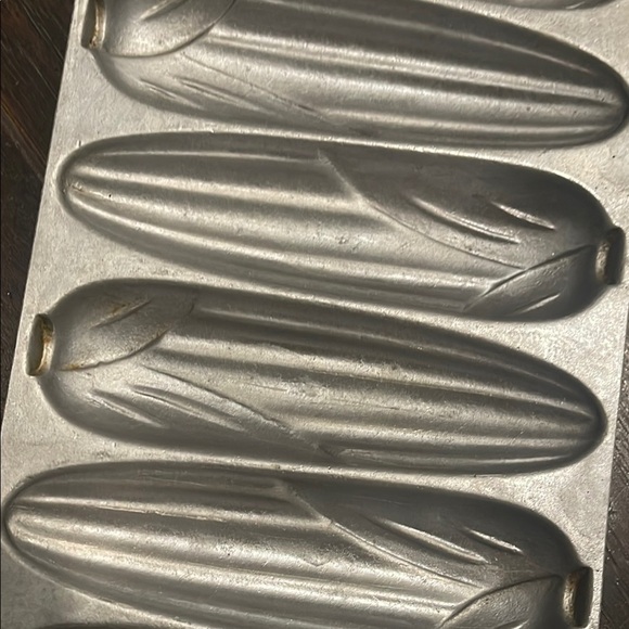 Vintage Silver Cornbread Pan - Picture 2 of 3